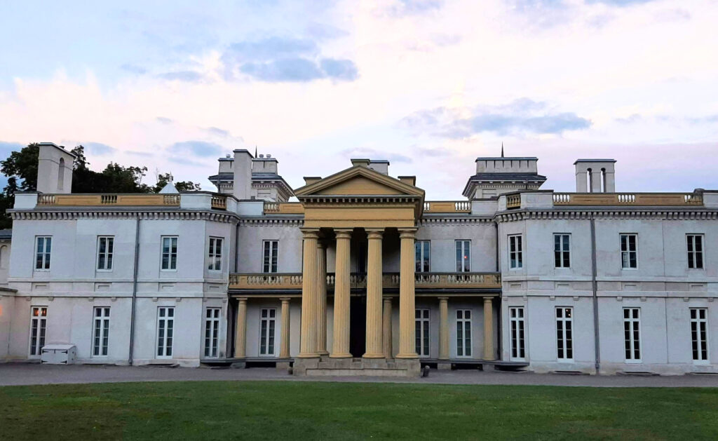 Dundurn Castle